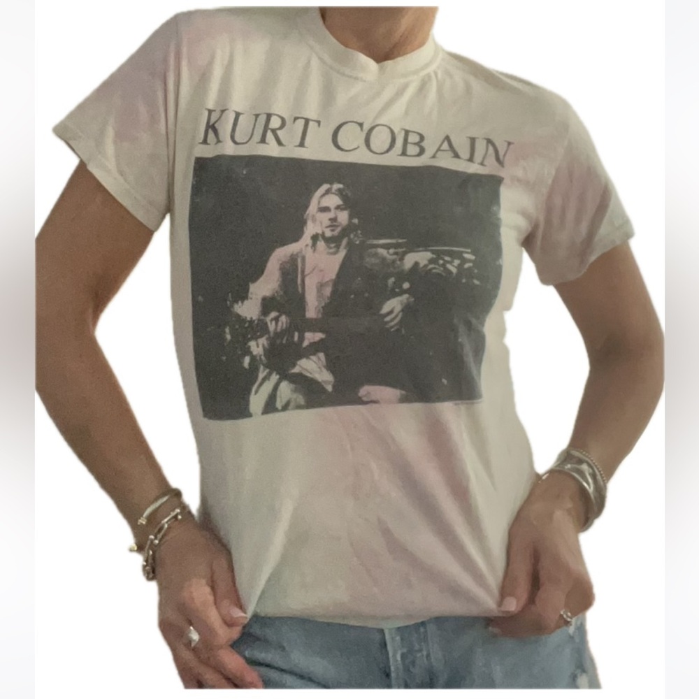 🪽 Kurt Cobain Tie Die Super soft T shirt Size Small